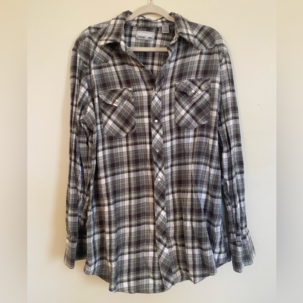 Men’s flannel pear snap